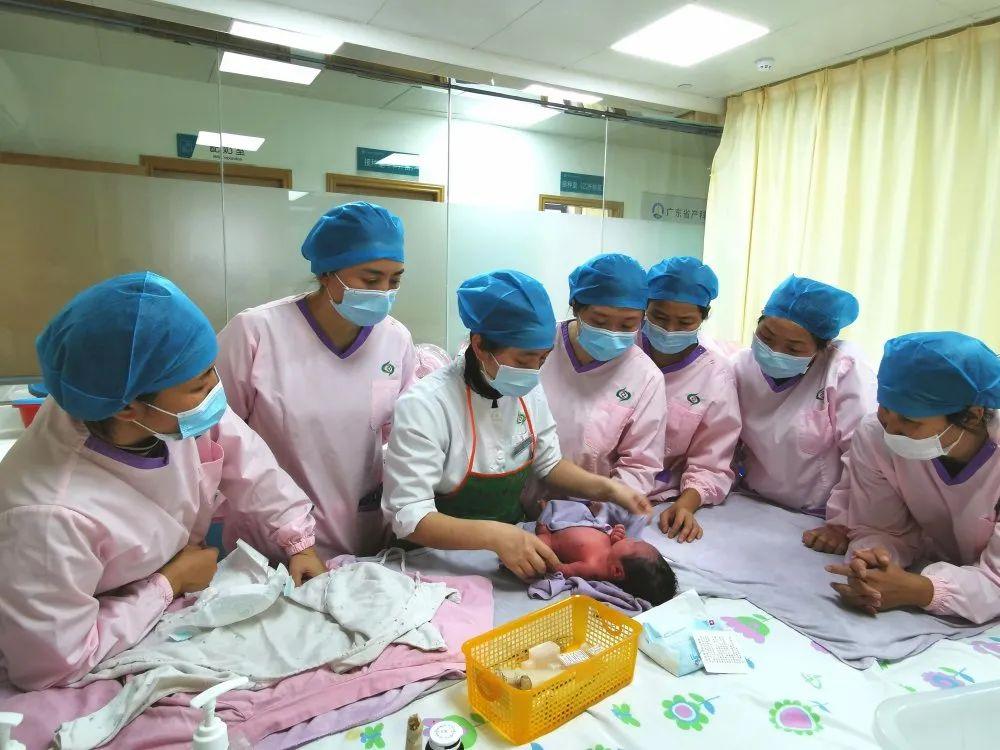 全州县妇婴监护型护送